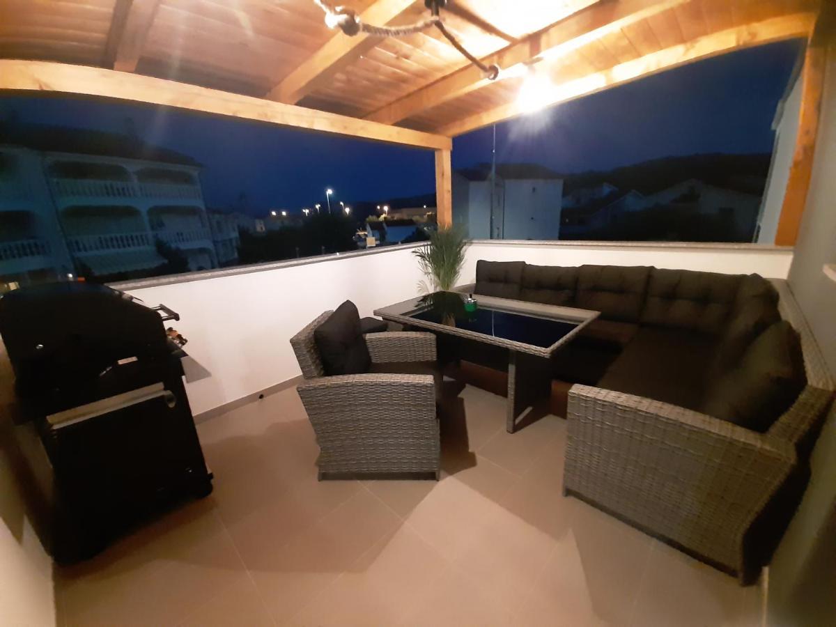 Apartman Mate Lopar Dış mekan fotoğraf
